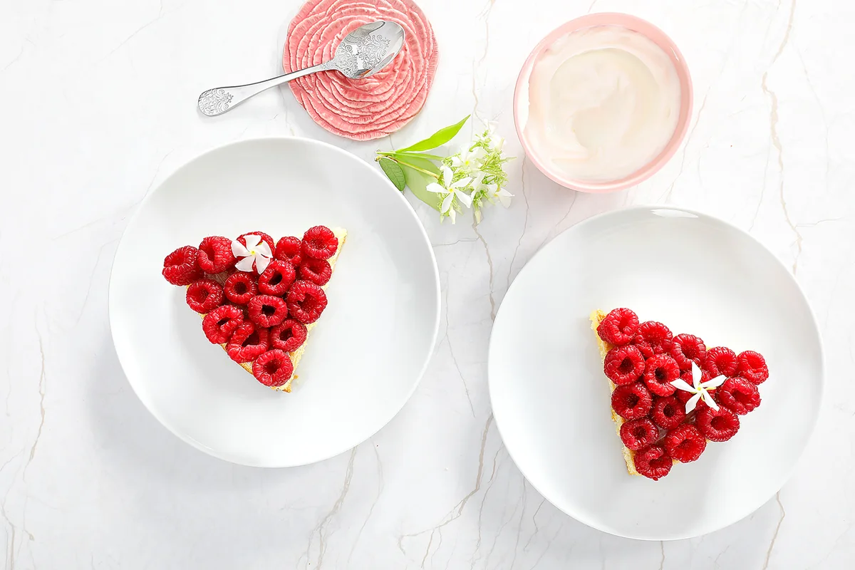 Raspberry tarts
